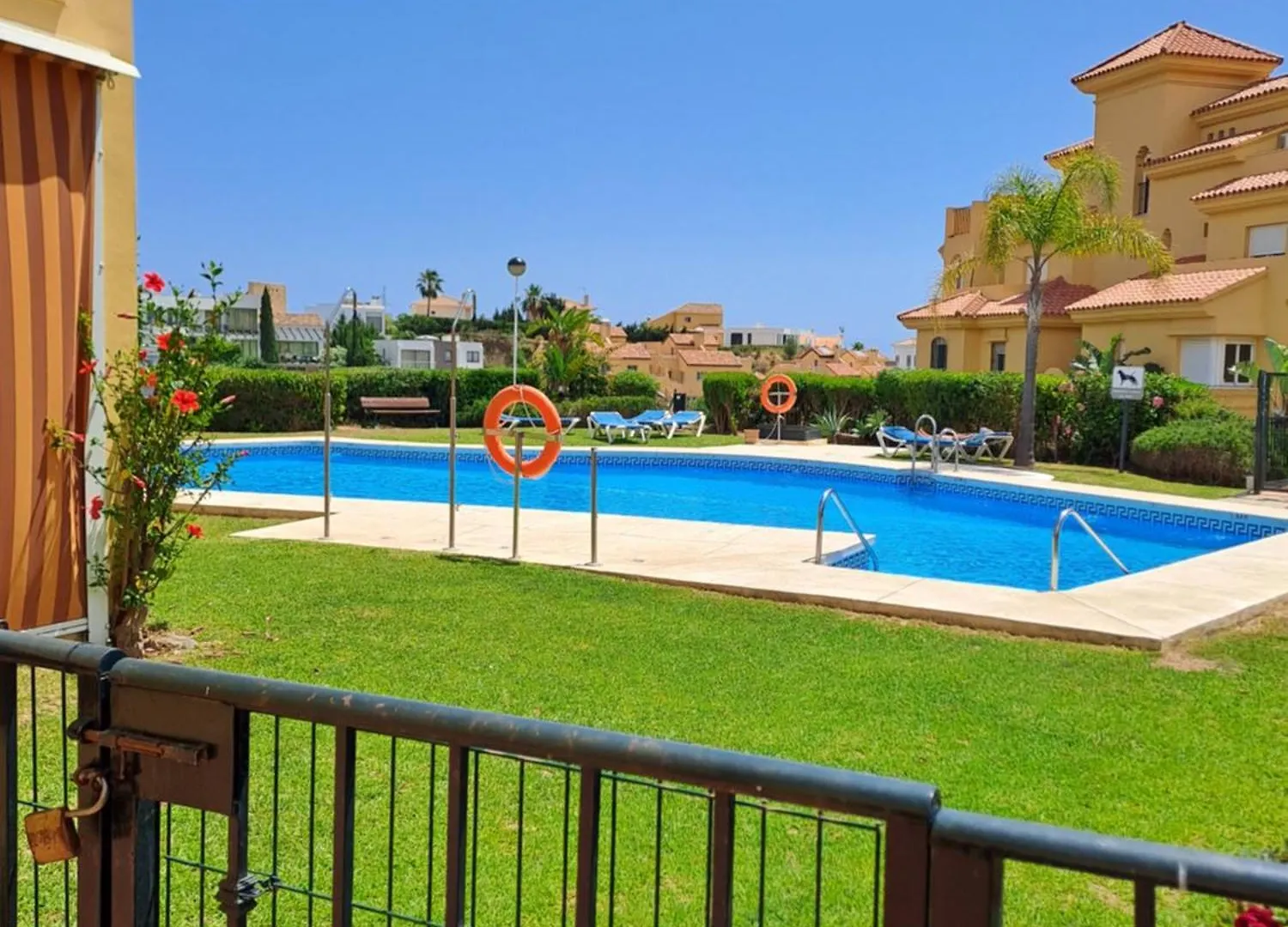 Bienvenido A Tu Habitacion La Cala De Mijas Hostel