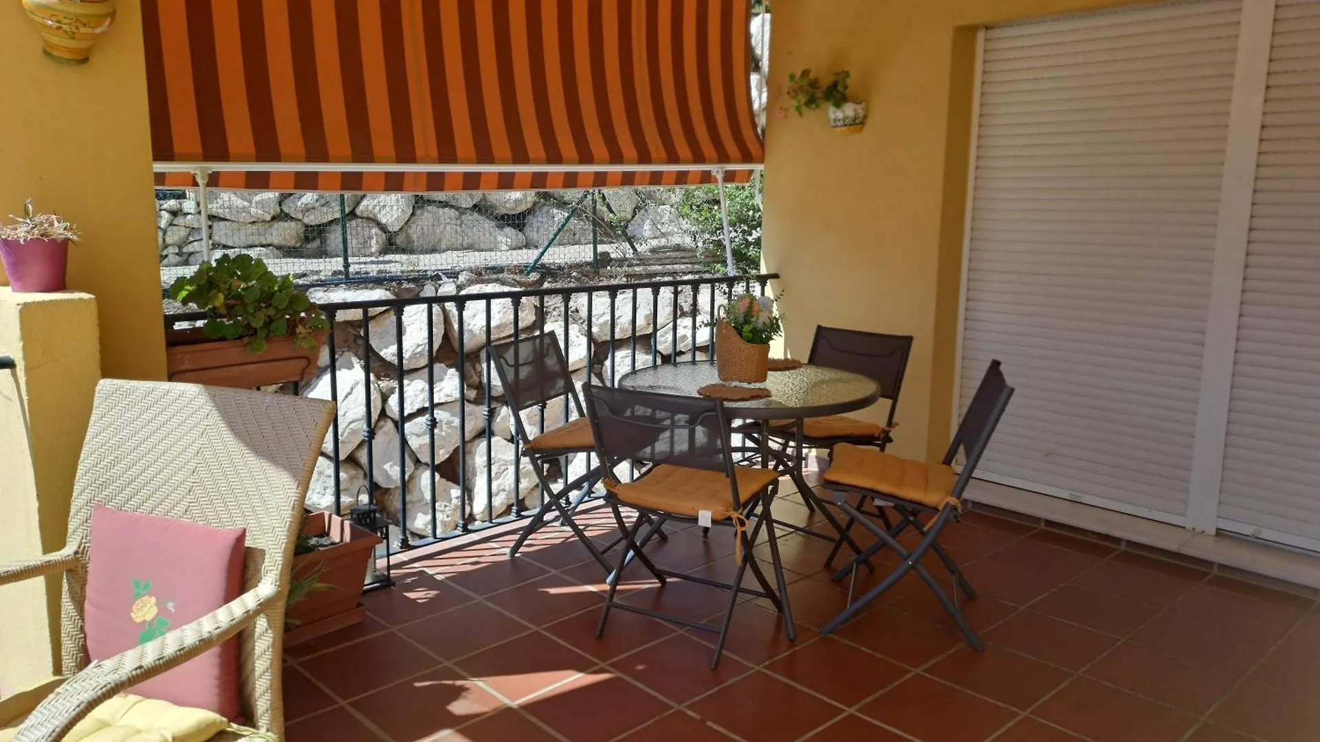 Hostel Bienvenido A Tu Habitacion La Cala De Mijas Spain